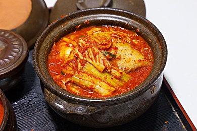 《最终幻想16》制作人：真实画面和回合制不搭